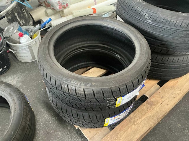 Landsail 4-season 205/45r17 autoband (2x) - afbeelding 1 van  3