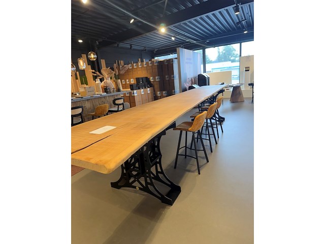Lange eiken tafel studio 82 - afbeelding 1 van  3