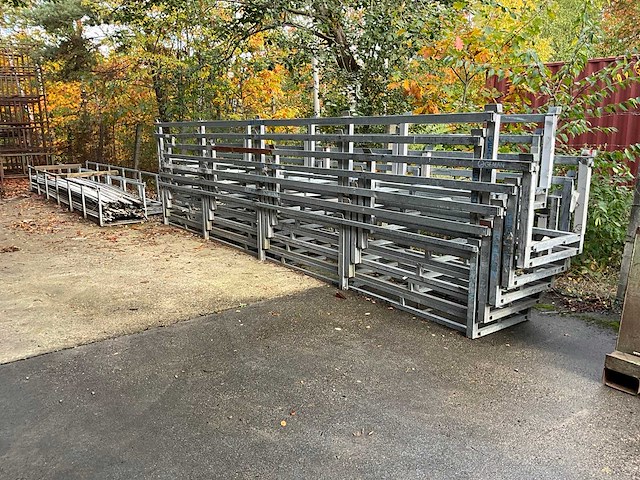 Langmateriaal container (9x) - afbeelding 1 van  3