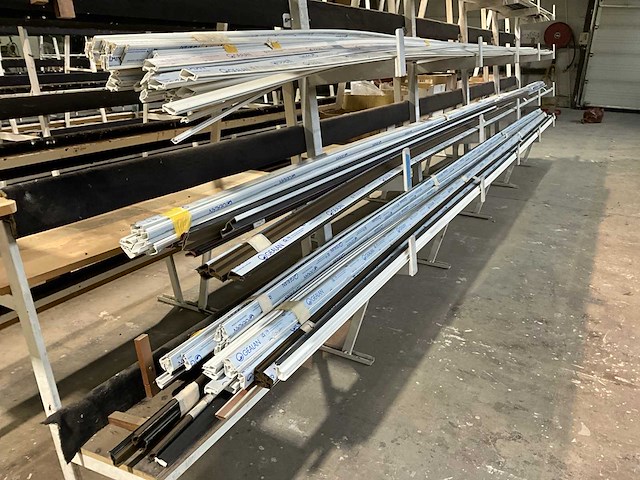 Langmateriaal stelling (2x) - afbeelding 4 van  9