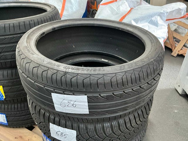 Lansail ls388 195/40zr17 autoband - afbeelding 1 van  3