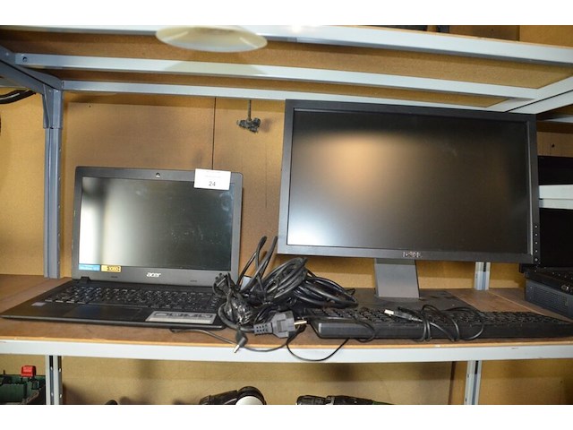 Laptop acer aspire 1 a114-32-c6w9, monitor dell, toetsenbord acer - afbeelding 1 van  9