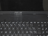 Laptop, asus, werking niet gekend, en toetsenbord, werking niet gekend - afbeelding 2 van  2