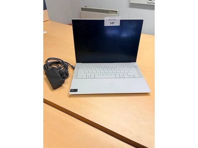 Laptop dell intel evo xps p184g002 met lader (9) - afbeelding 1 van  3