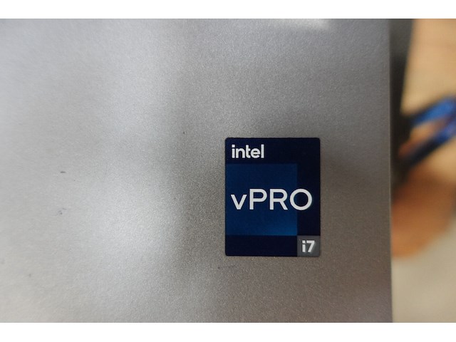 Laptop dell met lader - afbeelding 4 van  6