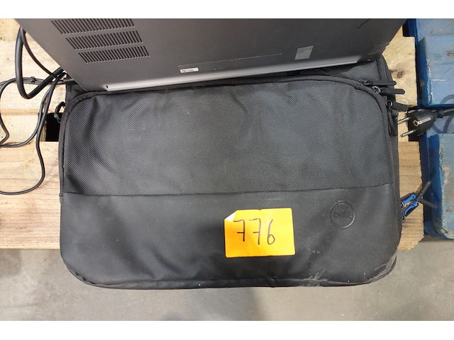 Laptop dell met lader - afbeelding 6 van  6