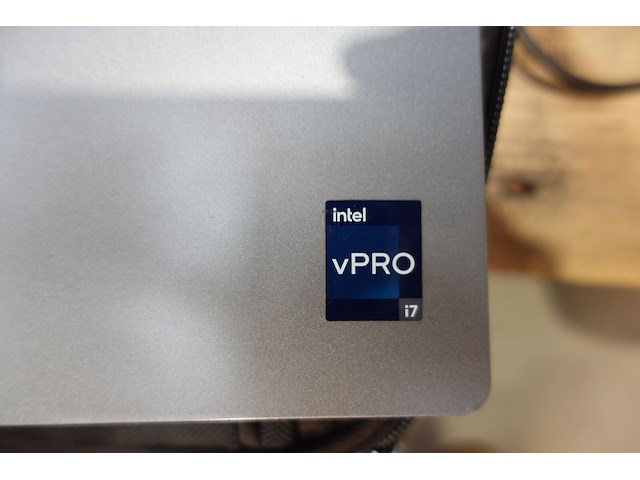 Laptop dell met lader - afbeelding 4 van  6