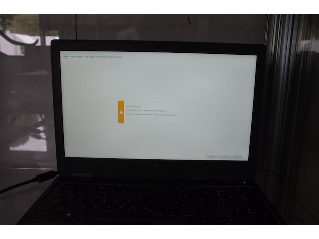 Laptop dell precision 7540 met lader intel core i7 9th gen , toetsenbord logitech (3,13) - afbeelding 6 van  9