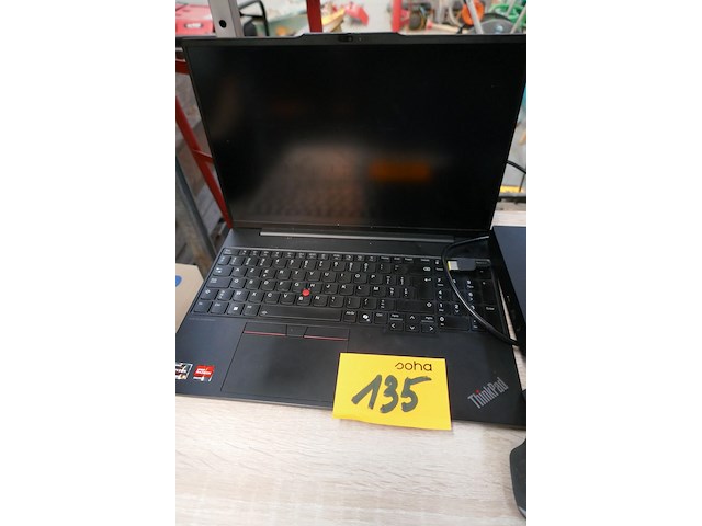 Laptop en docking station thinkpad - afbeelding 2 van  5