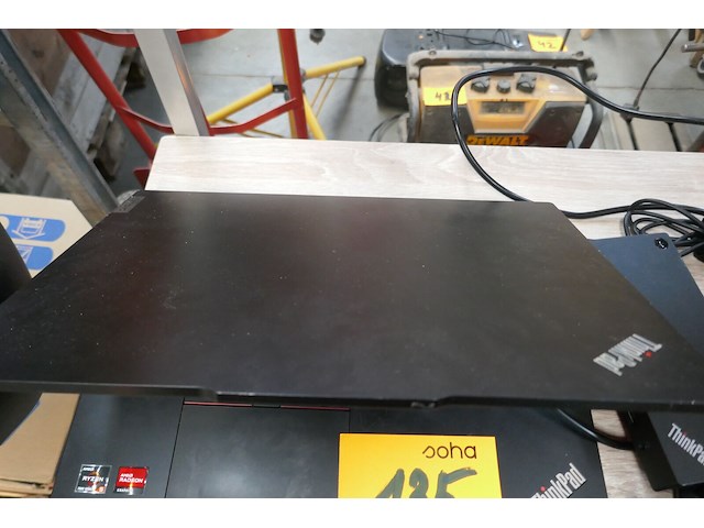Laptop en docking station thinkpad - afbeelding 3 van  5