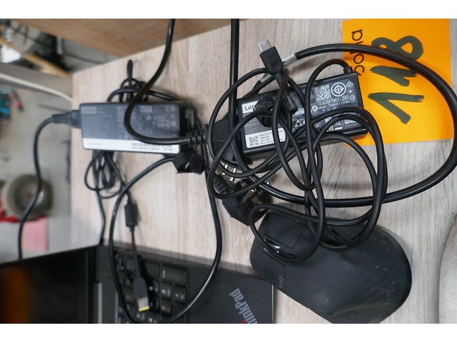 Laptop en docking station thinkpad - afbeelding 5 van  5