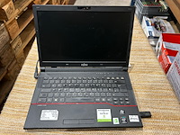 Laptop fujitsu - afbeelding 1 van  11