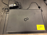 Laptop fujitsu - afbeelding 1 van  3