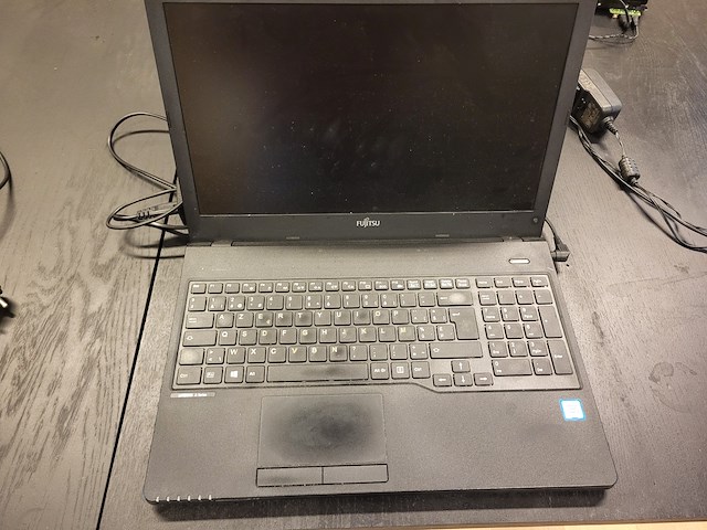 Laptop fujitsu - afbeelding 2 van  3