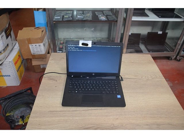 Laptop hp 14-ck0154nb intel met lader (b399) - afbeelding 1 van  7