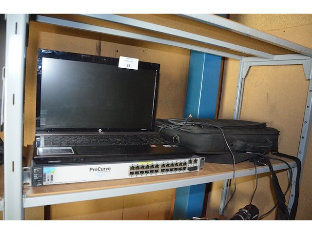 Laptop hp 4720s probook met tas, pro curve switch hp 2610-24/12pwr - afbeelding 1 van  11