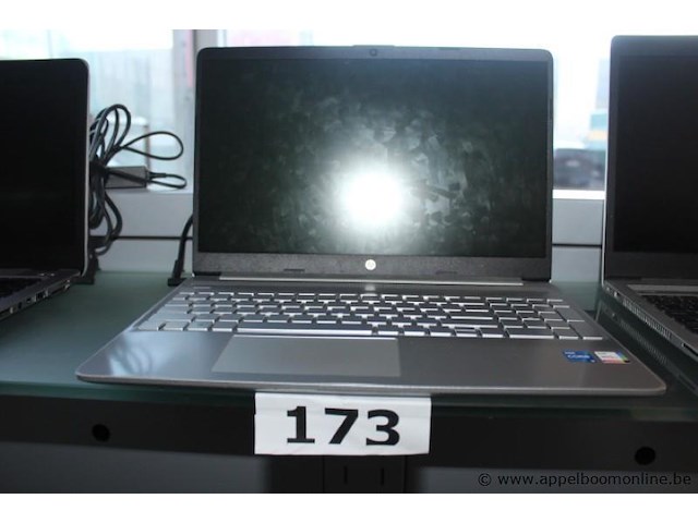 Laptop, hp, intel core i5, intel iris xe graphics, werking niet gekend, paswoord niet gekend - afbeelding 1 van  2