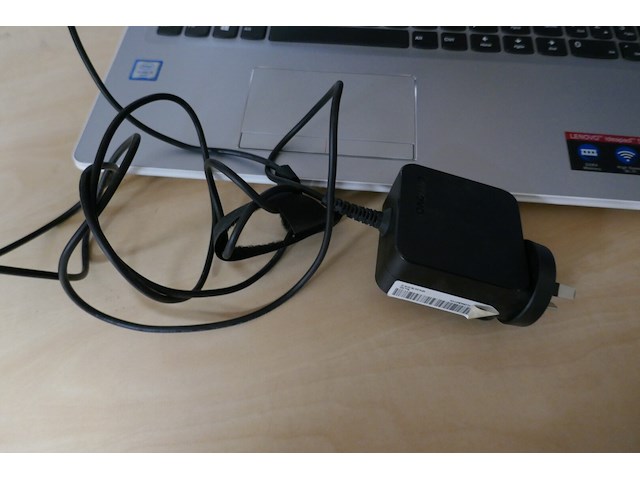 Laptop lenovo + monitor pc scherm noc - afbeelding 3 van  6