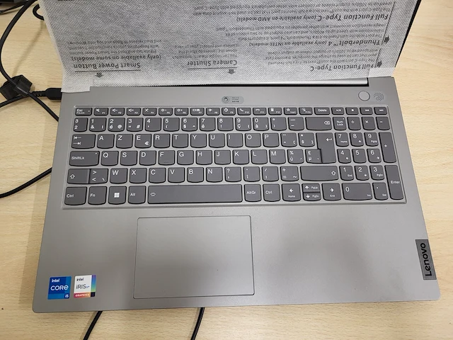 Laptop lenovo thinkbook - afbeelding 2 van  4