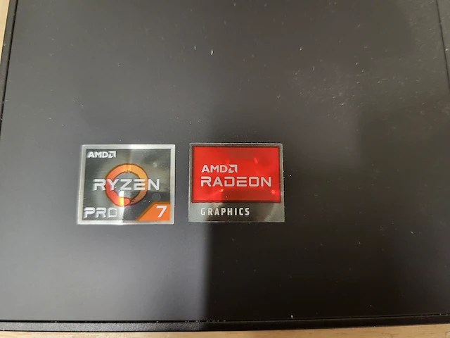 Laptop lenovo thinkpad z16 - afbeelding 3 van  6