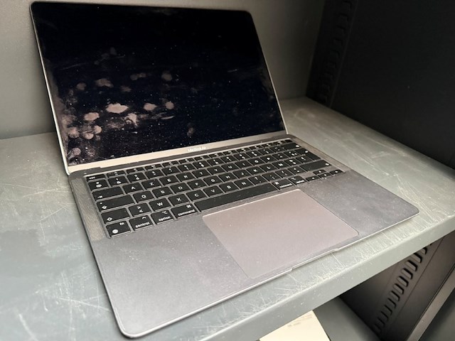 Laptop macbook air - afbeelding 1 van  5