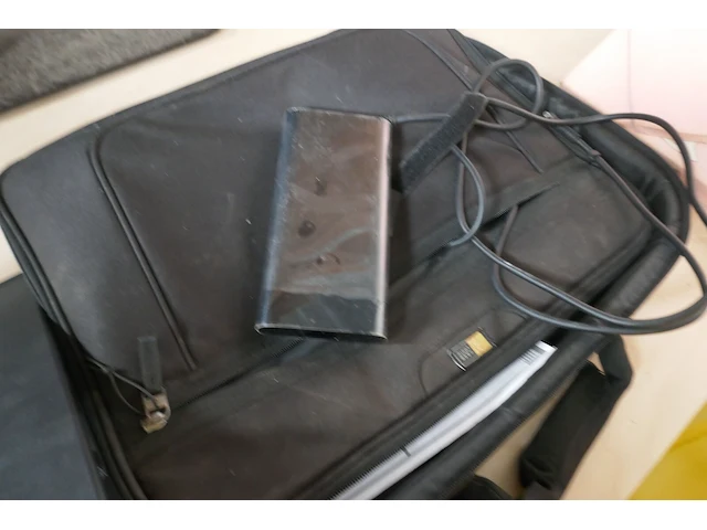 Laptop met draagtas victus - afbeelding 4 van  7