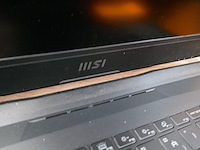 Laptop met lader hisi - afbeelding 4 van  4