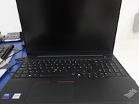 Laptop samen met 2x kast & inhoud - afbeelding 3 van  6