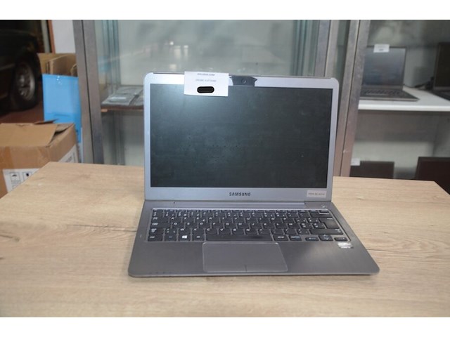 Laptop samsung np 530u3c intel corei5 zonder lader (b396) - afbeelding 3 van  7