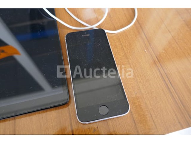 Laptop + tablet + iphone - afbeelding 2 van  5