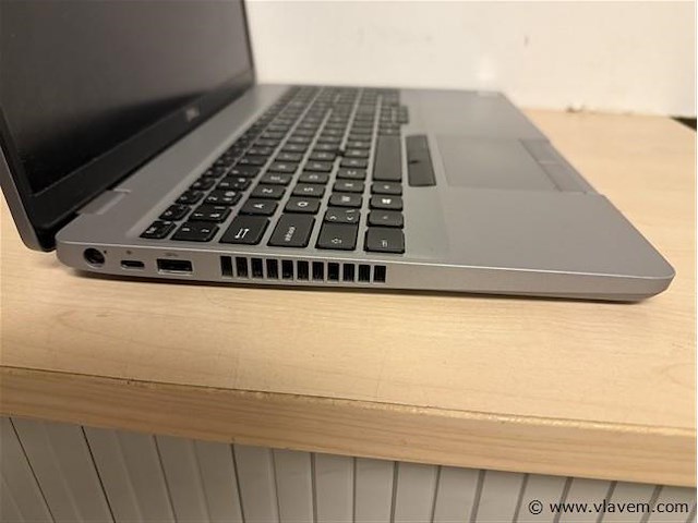 Laptop - afbeelding 2 van  3