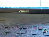 Laptopcomputer - afbeelding 12 van  17