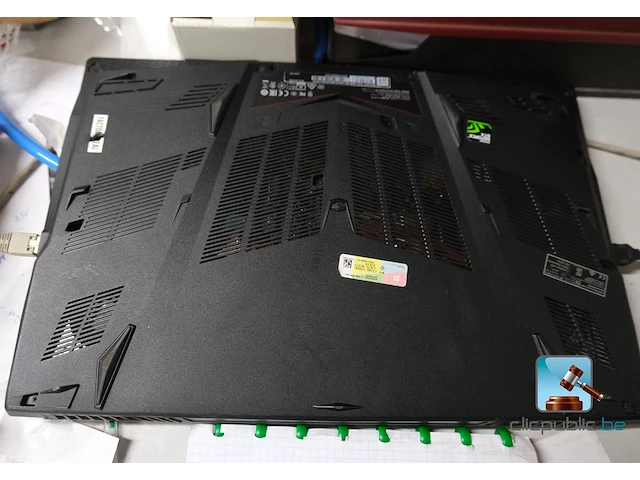 Laptopcomputer - afbeelding 6 van  9