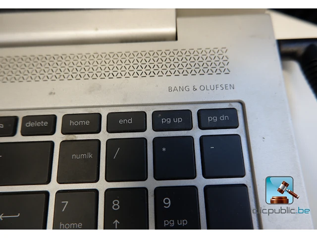 Laptopcomputer - afbeelding 7 van  12