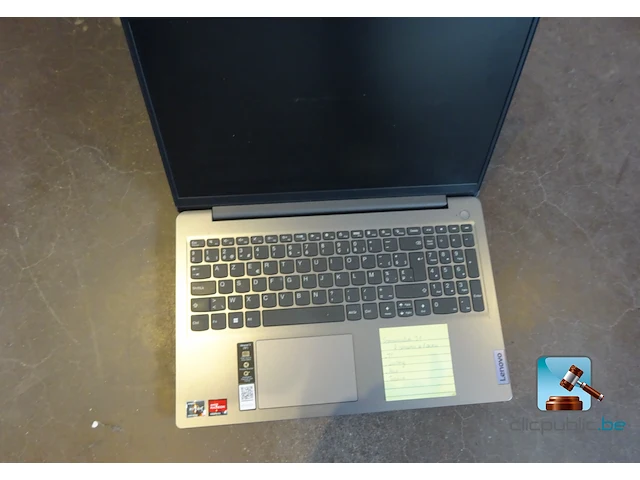 Laptopcomputer - afbeelding 1 van  3
