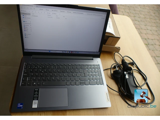 Laptopcomputer - afbeelding 1 van  6