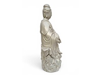 Large dehua blanc de china figure - afbeelding 19 van  61