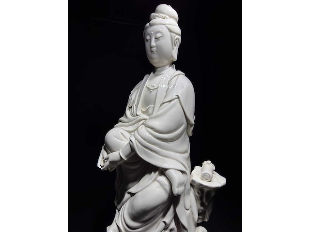 Large dehua blanc de china figure - afbeelding 41 van  61