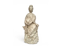Large dehua blanc de china figure - afbeelding 22 van  51