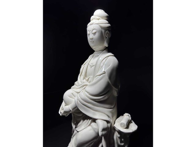 Large dehua blanc de china figure - afbeelding 38 van  51