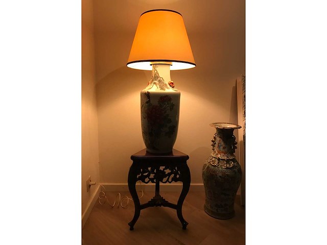 Large 'qianjiang cai' vase lamp - afbeelding 31 van  39