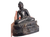 Large seated buddha - afbeelding 18 van  33