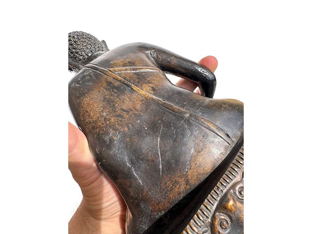 Large seated buddha - afbeelding 22 van  33