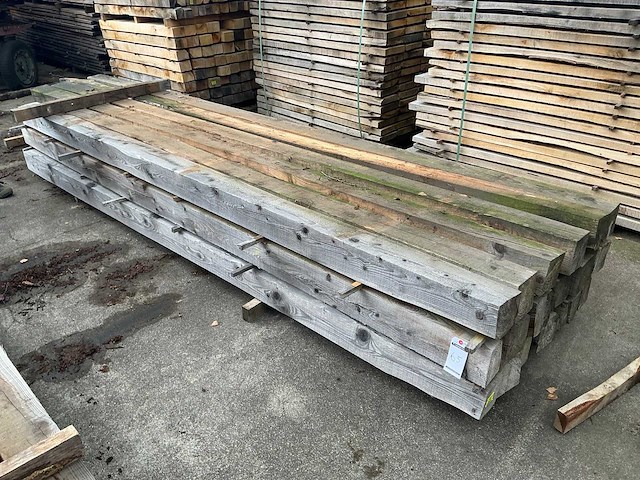 Lariks balk 13x13 cm (18x) - afbeelding 1 van  6