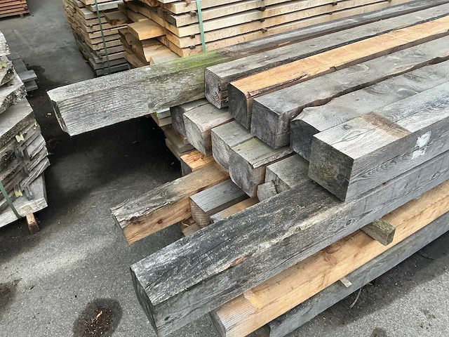 Lariks balk 15x15 cm (12x) - afbeelding 3 van  6