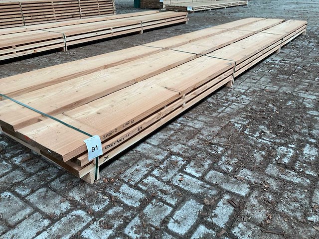 Lariks planken 35x300 mm (9x) - afbeelding 1 van  5