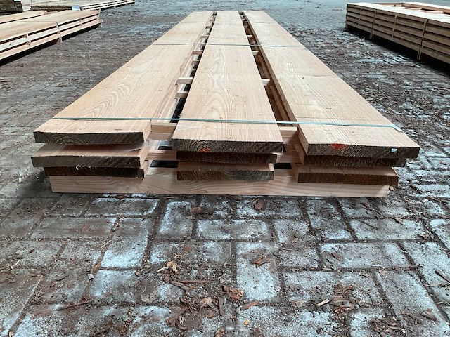 Lariks planken 35x300 mm (9x) - afbeelding 1 van  1