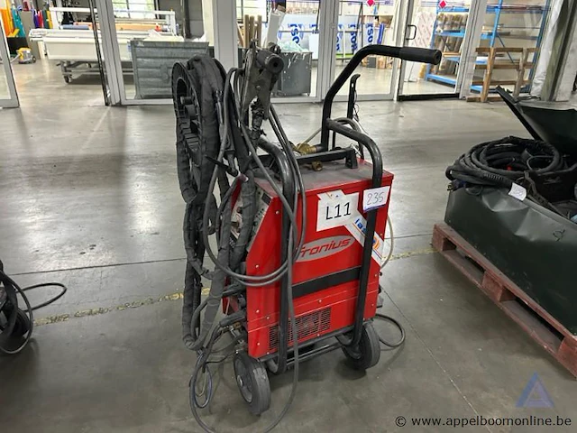 Lasapparaat fronius magic wave 2000, 200-240 v, inclusief kabels en slangen. - afbeelding 1 van  3