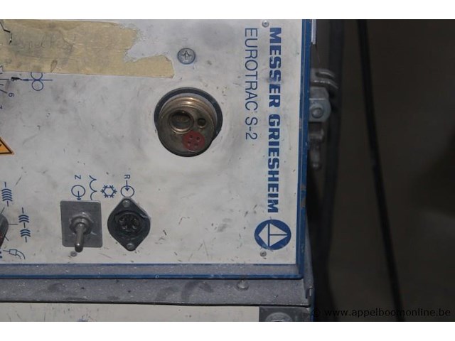 Lasapparaat messer griesheim euromag 25-2, 380 v, serienummer 1830128, met draadaanvoerunit en laskabels, werking niet gekend - afbeelding 3 van  4