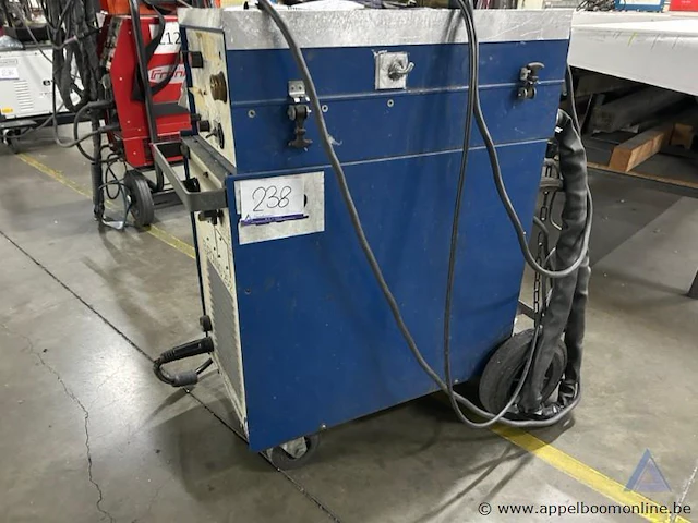 Lasapparaat messer griesheim euromag 25-2, met een aansluiting van 380 v, 3 fasen. - afbeelding 2 van  3